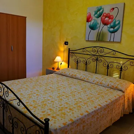 Turistici Aprile Anna Laura